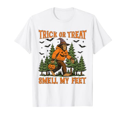 Bigfoot Halloween Costume Party Outfits Trick Or Treat Smell My Feet Bigfoot Halloween Sasquatch T-Shirt - size chart