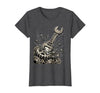 Mademark Monkey Wrench In The Gears Graphic Design T-Shirt - Women - size chart