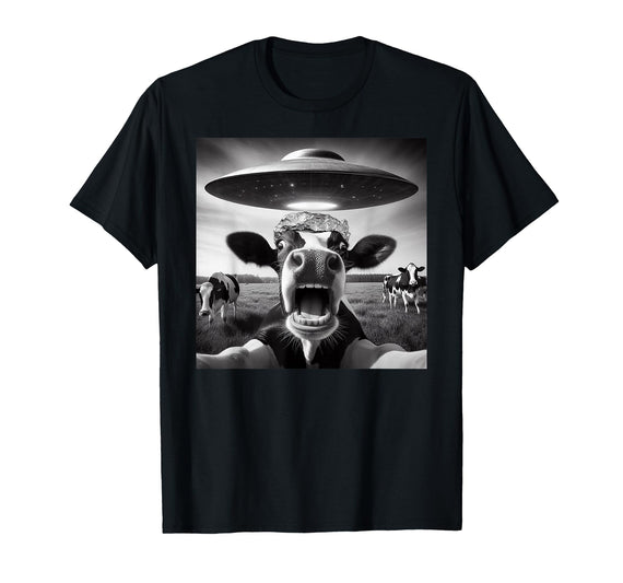 Hilarious Alien Abduction Cow Humor UFO Funny Cow Abduction by UFO Selfie - Hilarious Alien Meme T-Shirt - Black