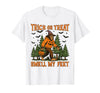 Bigfoot Halloween Costume Party Outfits Trick Or Treat Smell My Feet Bigfoot Halloween Sasquatch T-Shirt - White
