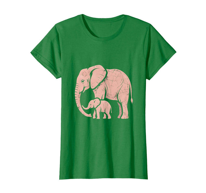 Mademark Mama Elephant Trunk Wrapped Around Baby T-Shirt - Women - Kelly Green