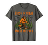 Bigfoot Halloween Costume Party Outfits Trick Or Treat Smell My Feet Bigfoot Halloween Sasquatch T-Shirt - Asphalt Grey