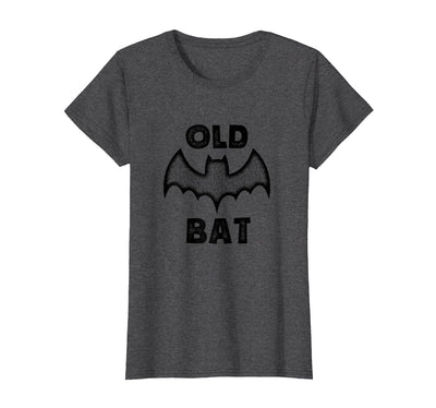 Funny Halloween tees for men and women Vintage Old Bat tee for Halloween and Birthdays T-Shirt