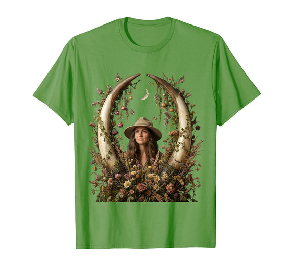 Mademark Safari Explorer Elephant Tusk Skull Framed Art T-Shirt - Men - Grass Green