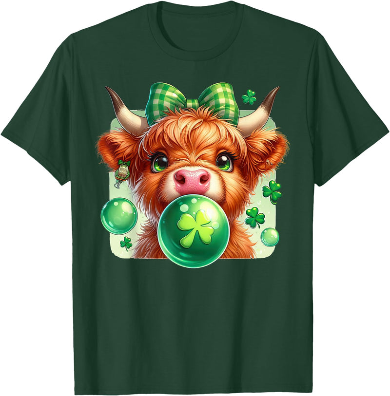 Cute Highland Cow Hilarious Shamrock Themed Highland Cow Blowing Bubblegum Celebrate St Patricks Day T-Shirt - Dark Green