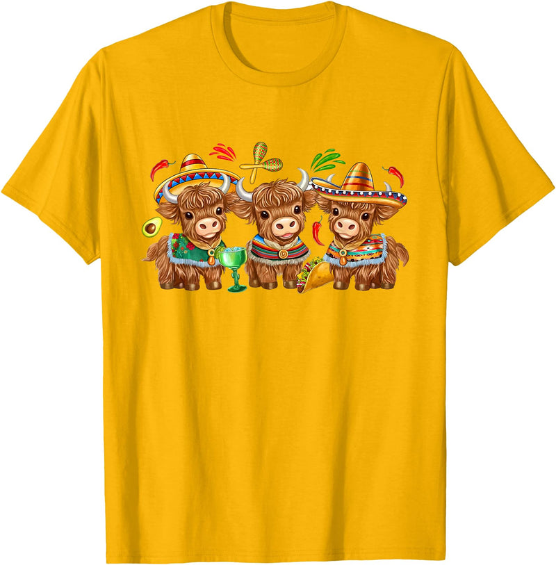 Funny Cinco De Mayo Highland Cow Mexican Fiesta Cute Cinco De Mayo Highland Cow Sombrero Mexican Fiesta T-Shirt - Golden