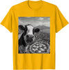Wildfie – Selfies from Around the World Cow Pizza Selfie Funny Italy Meme Design T-Shirt - Golden Yellow