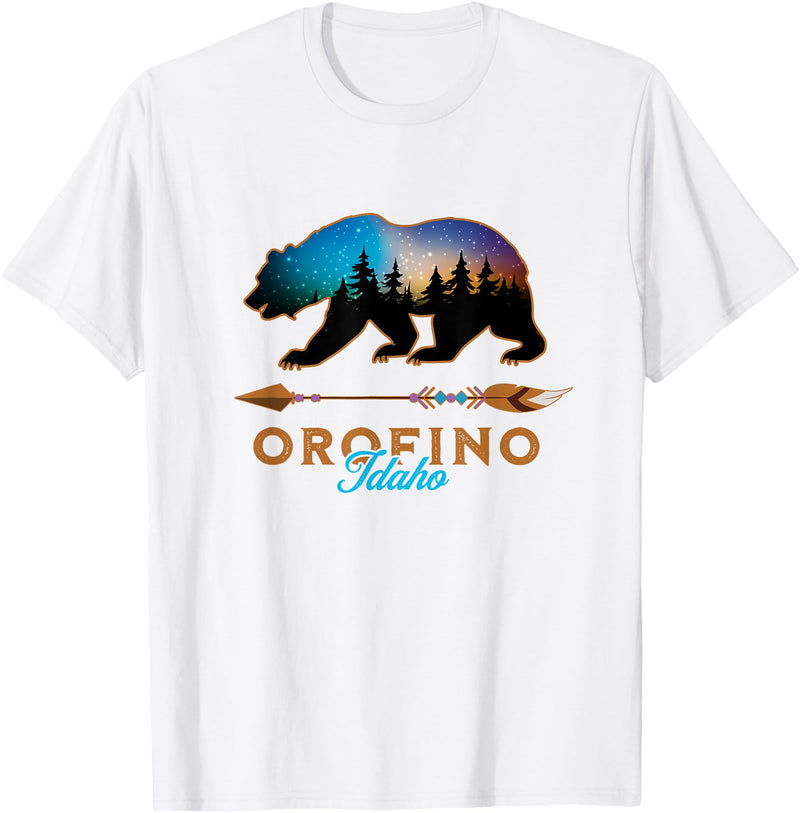 KAEDAM Graphic Art: Orofino Idaho Gifts Orofino Idaho Bear Starry Night Sky Forest Novelty Souvenir T-Shirt - White