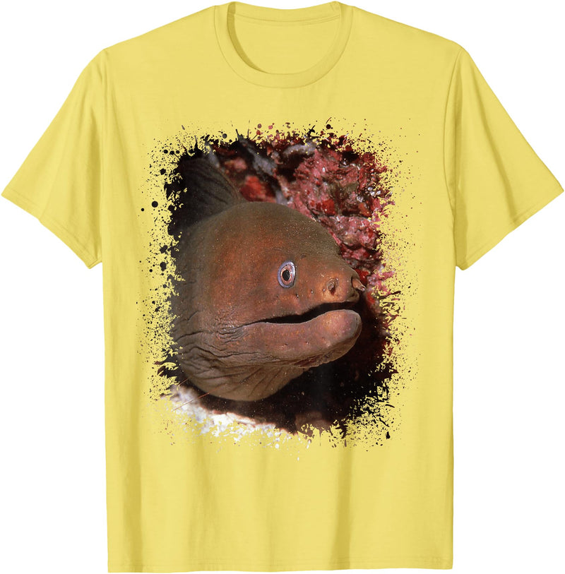Eel Photo Aquarium Ocean Animal Splatter Art Moray Eel Photo Ocean Animal Splatter Art Aquarium Tee T-Shirt - Lemon Yellow