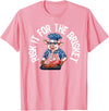 Funny Grill Pig Barbeque Pitmaster Designs for Men Risk It For The Brisket Funny Pig Grilling Barbecue Pork BBQ T-Shirt - Pink