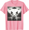 Funny Pig Selfie With UFOs Funny Pig Selfie UFO Alien Humor Vintage Print Art Design T-Shirt - Pink