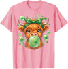 St. Patricks Day Highland Cow Blowing Bubblegum Celebrate St Patricks Day T-Shirt - Pink