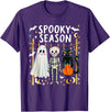 Spooky Ghost Halloween Black Cat Holding Pumpkin Preppy Halloween Ghost Skeleton Black Cat Spooky Season T-Shirt - Purple