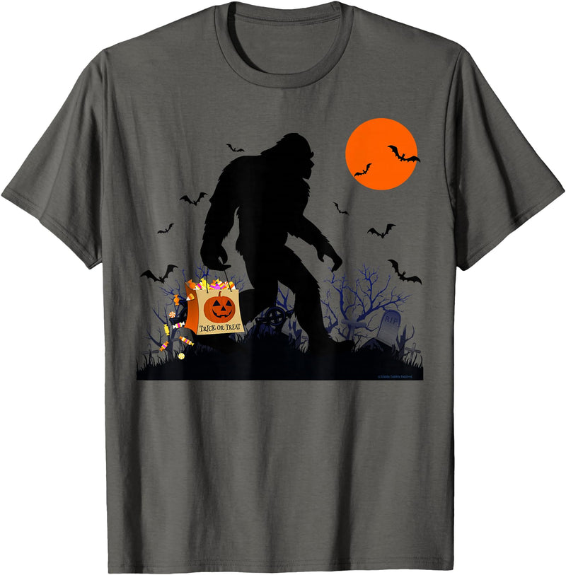 Dibble Dabble Designs Halloween Funny Halloween Bigfoot Trick or Treating - Bigfoot T-Shirt - Asphalt Grey