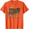 Bauernhof-Tiere von CSForest Aubrac Cow and Aubrac Calf Cattle Farm Animals T-Shirt - Orange