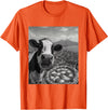 Wildfie – Selfies from Around the World Cow Pizza Selfie Funny Italy Meme Design T-Shirt - Orange