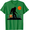 Dibble Dabble Designs Halloween Funny Halloween Bigfoot Trick or Treating - Bigfoot T-Shirt - Kelly Green