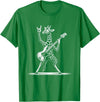 Funny Guitar Giraffe Lovers Costume for Guitarist Rock n Roll Giraffe Playing Guitar Funny Mens Womens Giraffe T-Shirt - Kelly Green