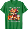 Cute Highland Cow I'm Not A Mess I'm Not A Hot Mess I'm A Spicy Disaster Cheeky Highland Cow T-Shirt - Kelly Green