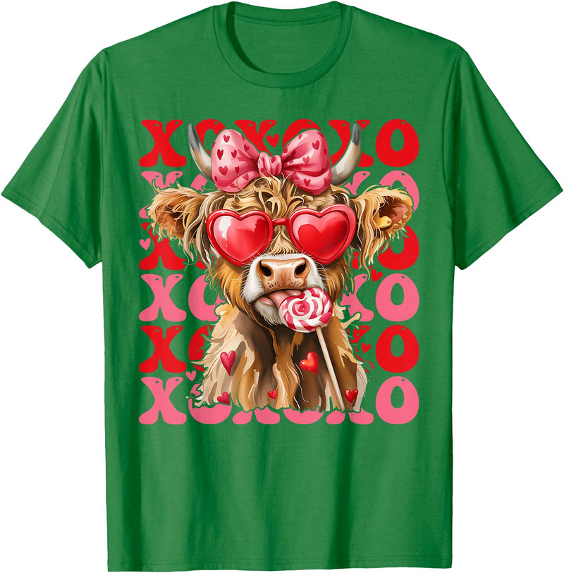 Valentine XOXO Highland Cow Fng Valentine XOXO Highland Cow Cute Coquette Bow Western T-Shirt - Kelly Green