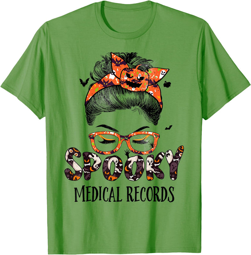 TeeaxArt Spooky Halloween Gifts Messy Bun Spooky Medical Records Pumpkin Halloween Bat T-Shirt - Grass Green