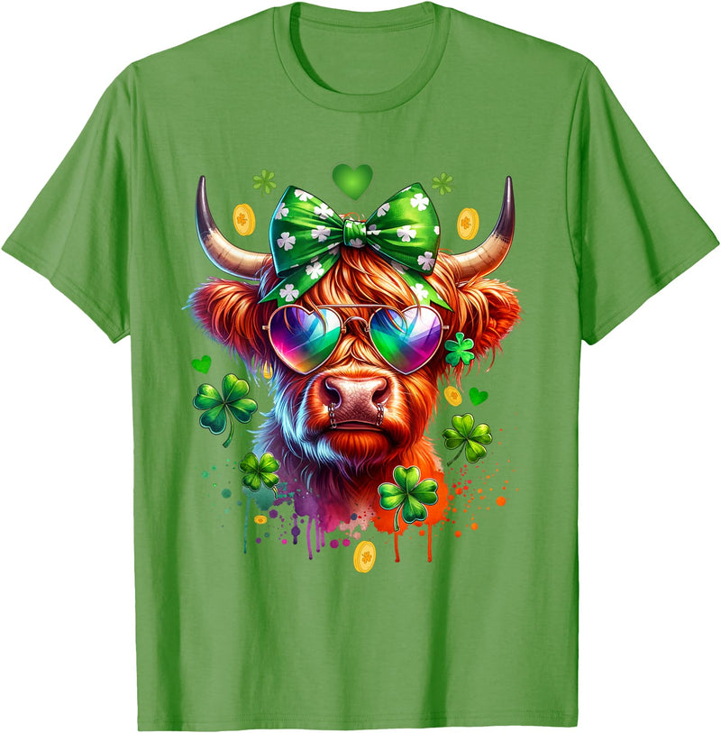 Funny St Paddy Highland Cow St Patricks Day Outfit Cute Highland Cow With Sunglasses St Patricks Day Funny T-Shirt - Grass
