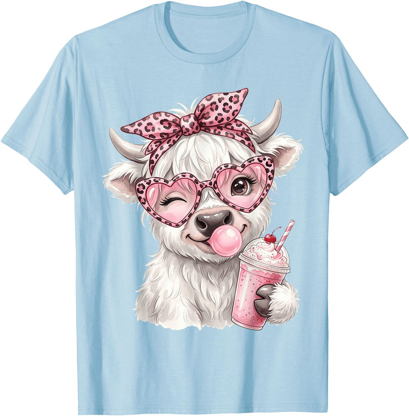 Cute Highlander Cow Lover Designs Scottish Highland Cow Eating Bubblegum T-Shirt - Baby Blue