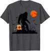 Dibble Dabble Designs Halloween Funny Halloween Bigfoot Trick or Treating - Bigfoot T-Shirt - Dark Heather Grey
