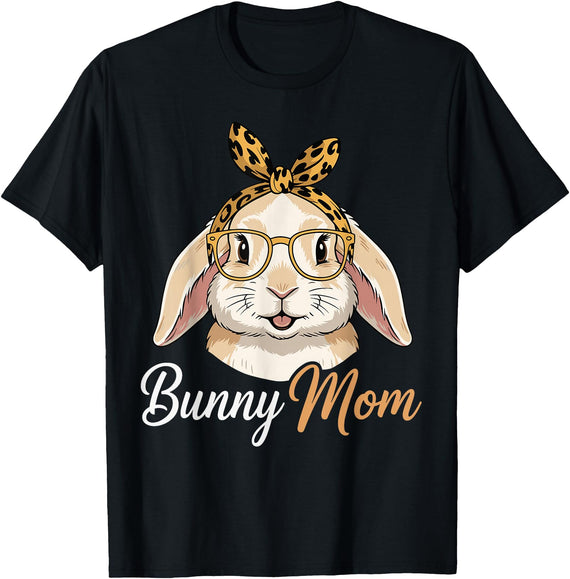 Bunny Mom Women Bunny Rabbit Bunny Lover T-Shirt in Black