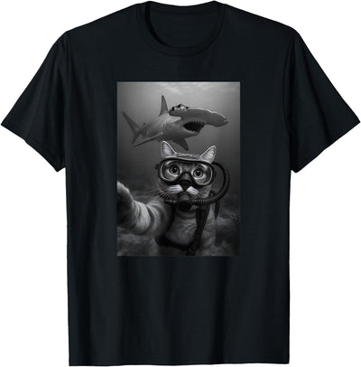 Meme Ocean Animal Art Scuba Diving Cat Selfie with Hammerhead Shark T-Shirt