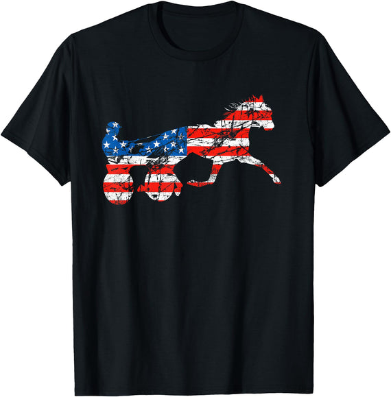 Unique Horse Racing Gifts Co. Vintage Harness Racer USA Flag Trotting Horse Harness Racer T-Shirt - Black