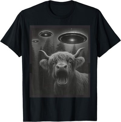 Funny Highland Cow Selfie Alien Ufo Gifts Women Kid T-Shirt