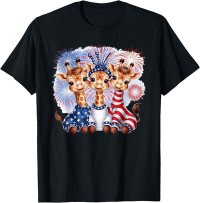 Giraffe 4th of July Party Patriotic Fireworks America Flag T-Shirt