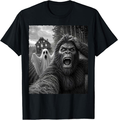 Bigfoot Halloween Ghost Costume Gift Funny Bigfoot Ghost Selfie Halloween Sasquatch Costume T-Shirt