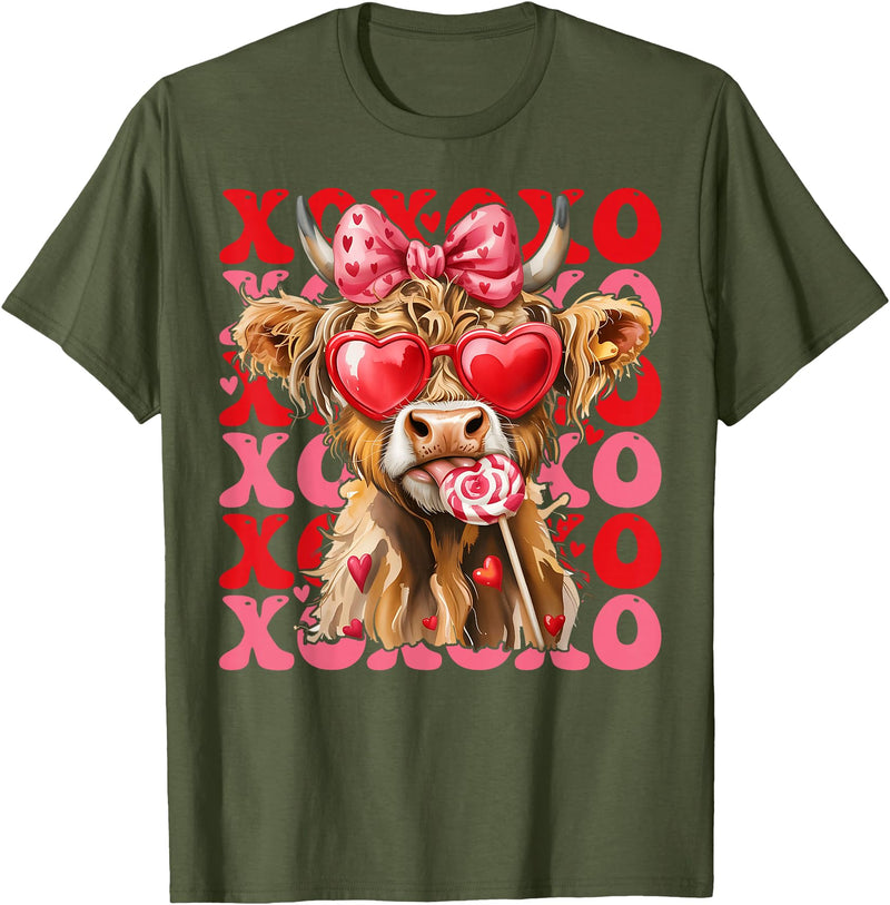 Valentine XOXO Highland Cow Fng Valentine XOXO Highland Cow Cute Coquette Bow Western T-Shirt - Olive Green