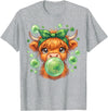 St. Patricks Day Highland Cow Blowing Bubblegum Celebrate St Patricks Day T-Shirt - Heather Grey